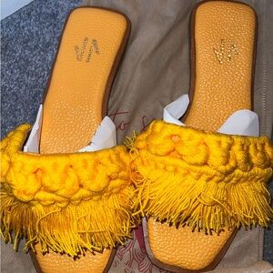 Marigold fringe sandals🩴🌞